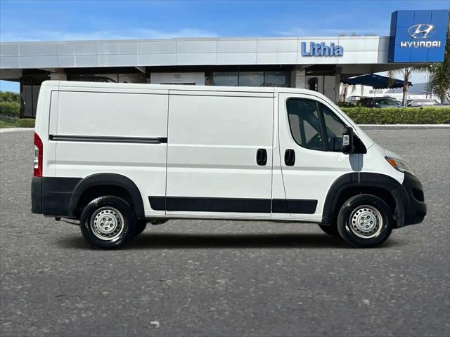 2025 Ram ProMaster 2500 Cargo Van Tradesman Low Roof 136 WB w/Pass Seat