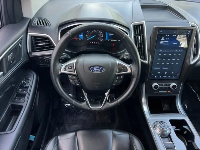 2021 Ford Edge Titanium