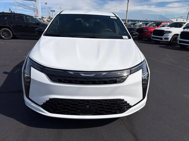 2027 Chrysler Pacifica Select AWD