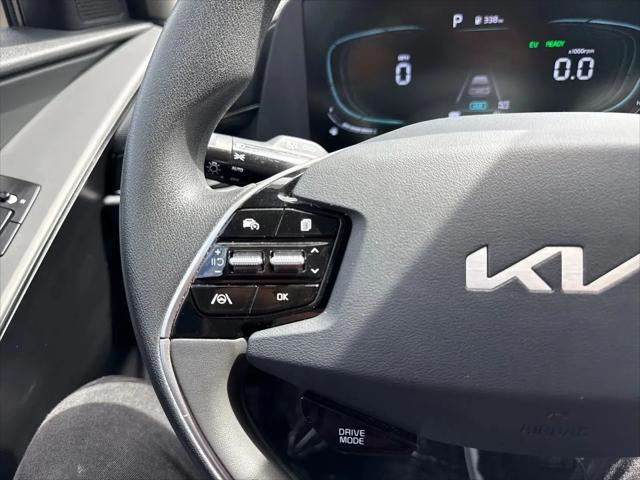 2025 Kia Niro LX
