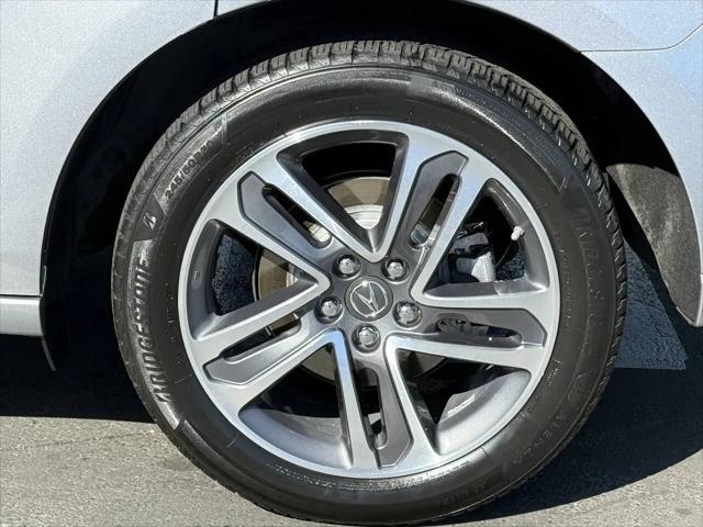 2017 Acura MDX w/Advance Package