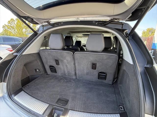 2017 Acura MDX w/Advance Package