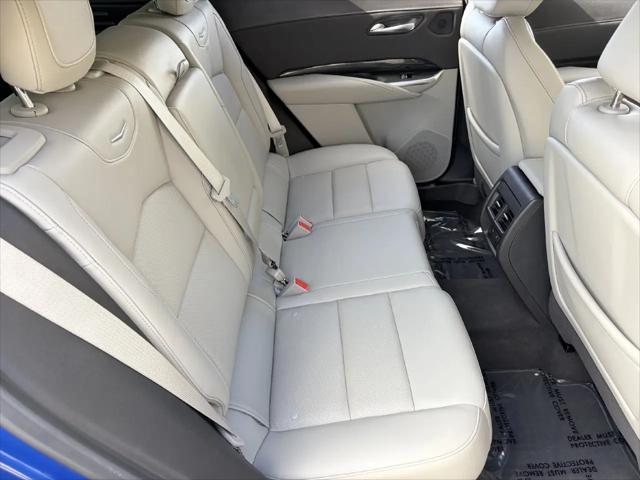 2021 Cadillac XT4 FWD Premium Luxury