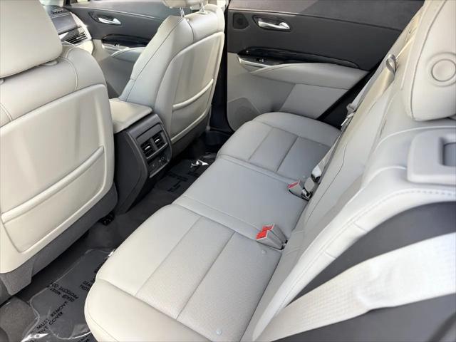 2021 Cadillac XT4 FWD Premium Luxury