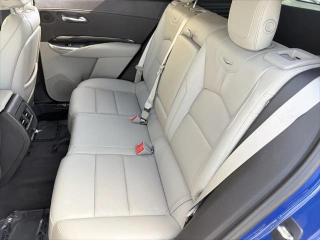 2021 Cadillac XT4 FWD Premium Luxury