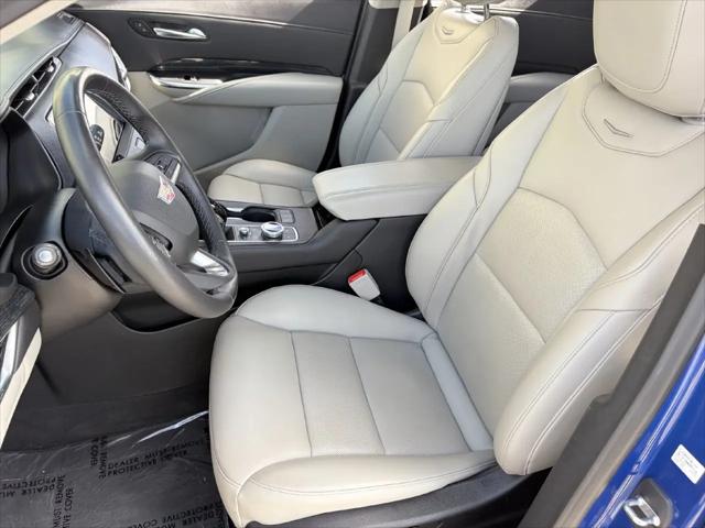 2021 Cadillac XT4 FWD Premium Luxury