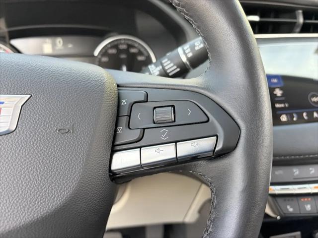 2021 Cadillac XT4 FWD Premium Luxury