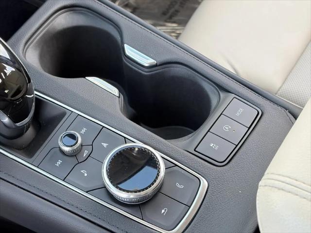 2021 Cadillac XT4 FWD Premium Luxury