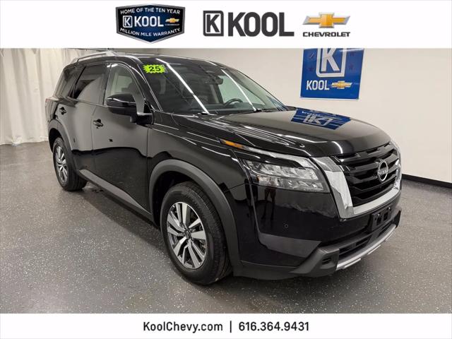 2025 Nissan Pathfinder SL 4WD for sale in Grand Rapids, MI