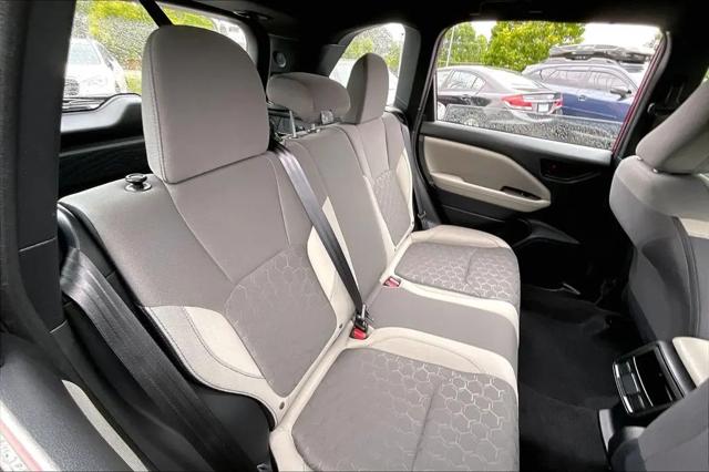 2025 Subaru Forester Base