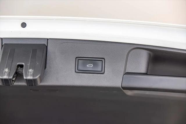 2021 Volkswagen Atlas 3.6L V6 SEL Premium R-Line