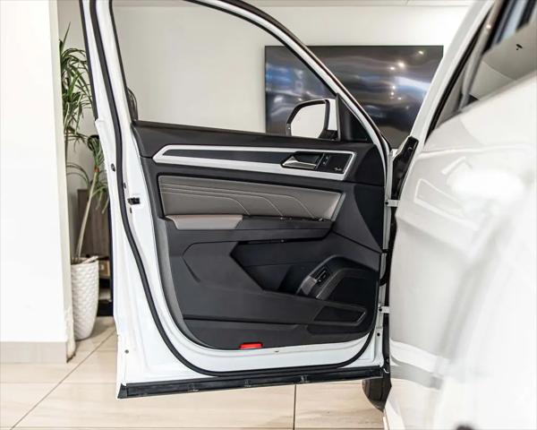 2021 Volkswagen Atlas 3.6L V6 SEL Premium R-Line