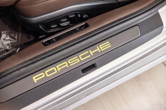 2025 Porsche 911 Turbo Cabriolet