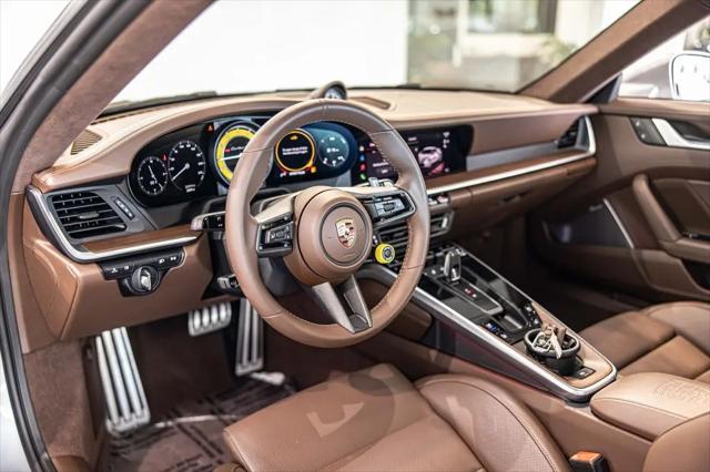 2025 Porsche 911 Turbo Cabriolet