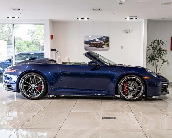 2024 Porsche 911 Carrera 4S Cabriolet
