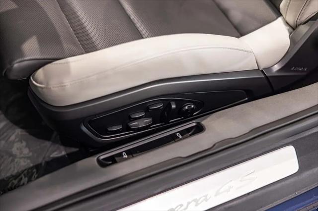 2024 Porsche 911 Carrera 4S Cabriolet