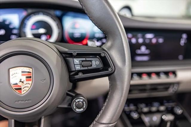 2024 Porsche 911 Carrera 4S Cabriolet