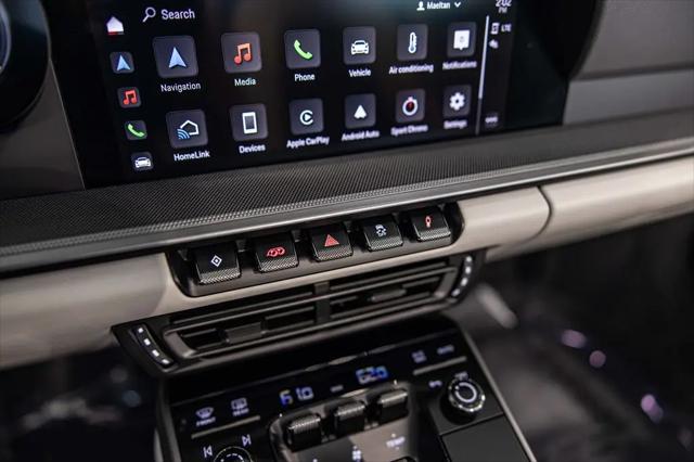 2024 Porsche 911 Carrera 4S Cabriolet