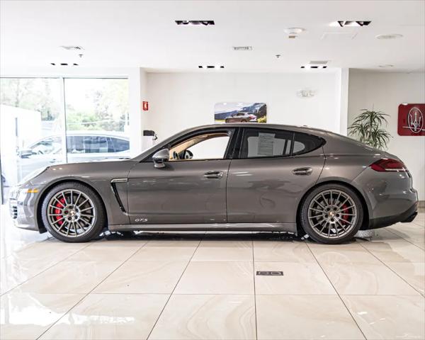 2015 Porsche Panamera GTS