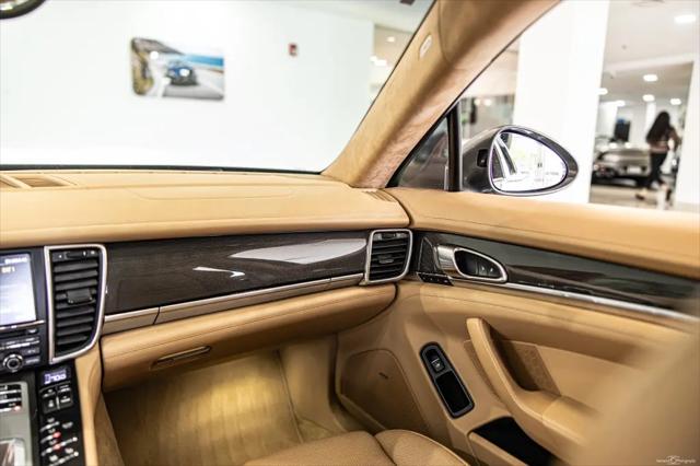 2015 Porsche Panamera GTS