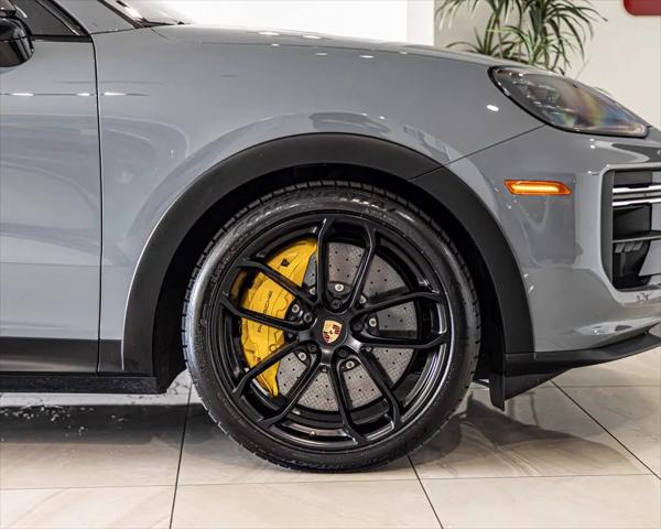 2024 Porsche Cayenne Turbo GT
