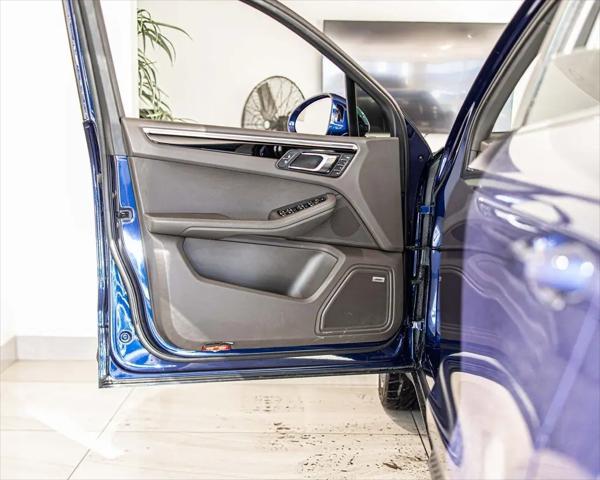 2022 Porsche Macan S