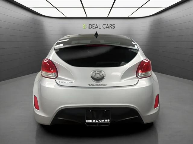 2016 Hyundai Veloster Base