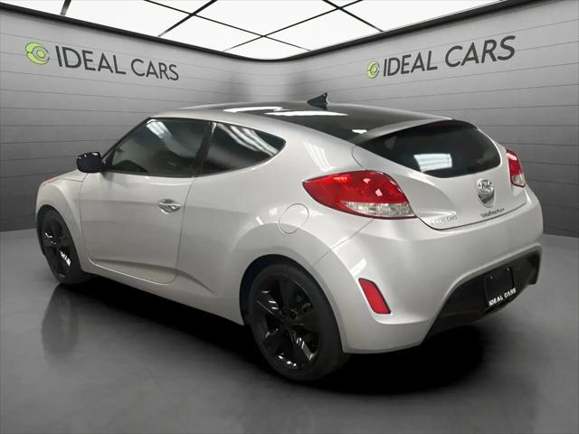 2016 Hyundai Veloster Base