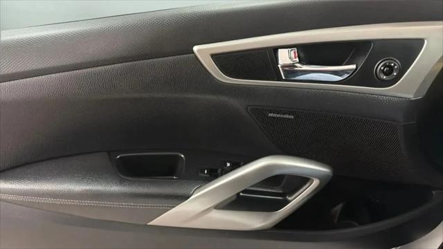 2016 Hyundai Veloster Base