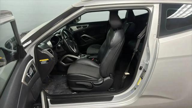 2016 Hyundai Veloster Base