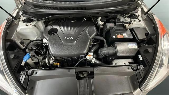 2016 Hyundai Veloster Base