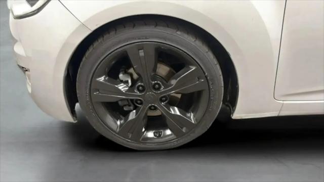 2016 Hyundai Veloster Base
