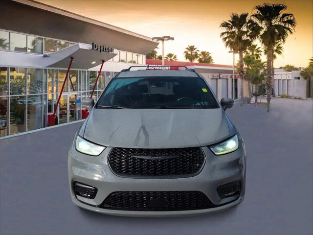 2021 Chrysler Pacifica Touring