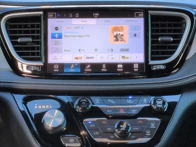 2021 Chrysler Pacifica Touring
