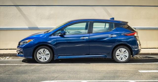 2025 Nissan LEAF S