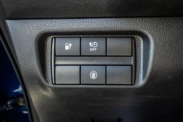 2025 Nissan LEAF S