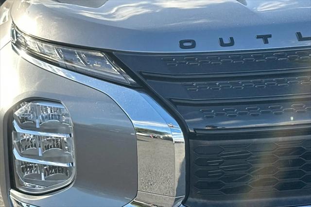 2023 Mitsubishi Outlander SEL 2.5 2WD