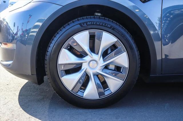 2023 Tesla Model Y RWD