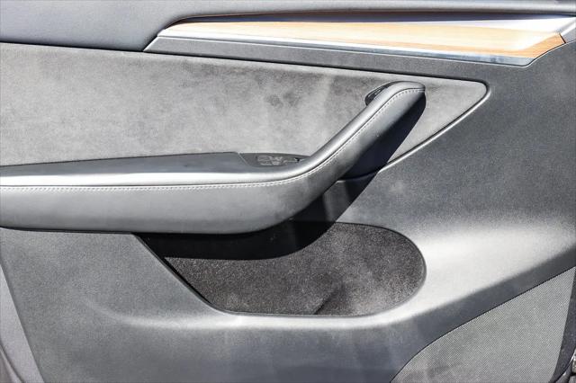 2023 Tesla Model Y RWD