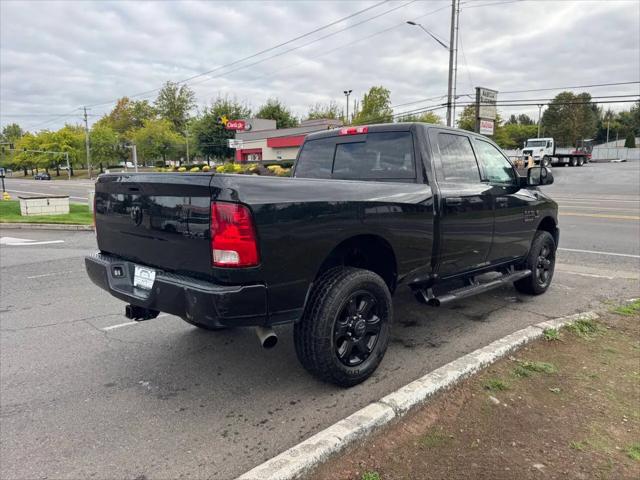 2017 Ram 3500 Big Horn Crew Cab 4x4 64 Box