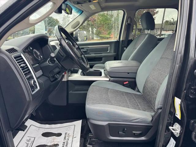 2017 Ram 3500 Big Horn Crew Cab 4x4 64 Box