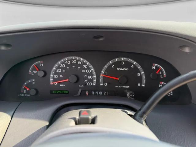 2002 Ford F-150 XLT