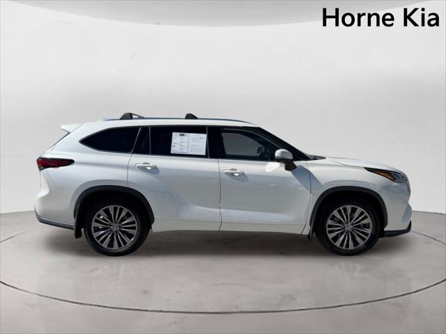 2021 Toyota Highlander Platinum