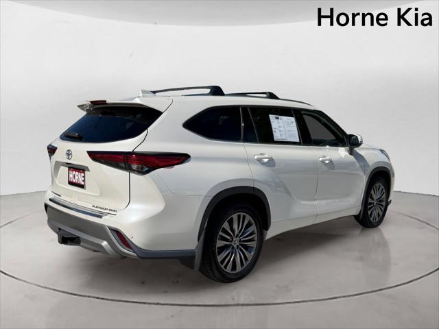 2021 Toyota Highlander Platinum