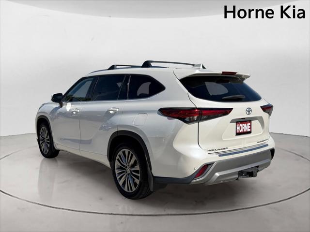 2021 Toyota Highlander Platinum