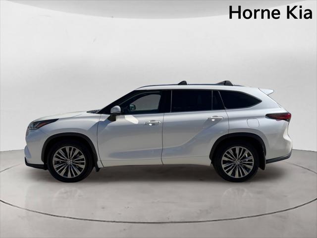 2021 Toyota Highlander Platinum