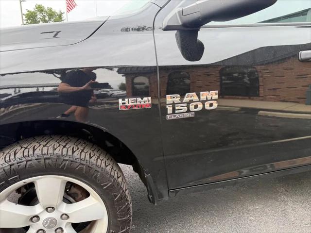 2023 Ram 1500 Classic SLT