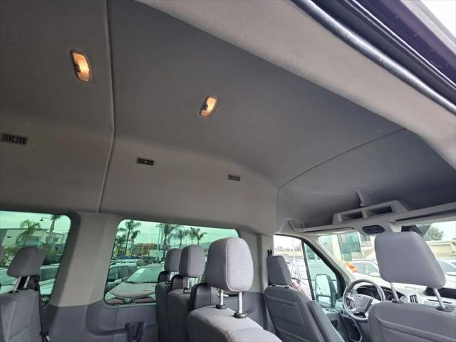 2017 Ford Transit XLT