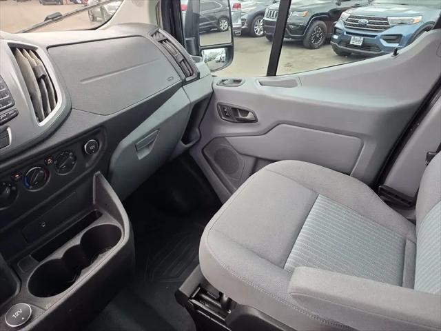2017 Ford Transit XLT