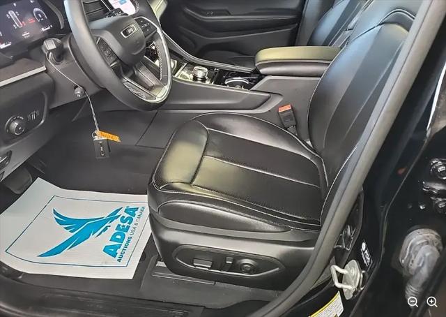 2023 Jeep Grand Cherokee Limited 4x2